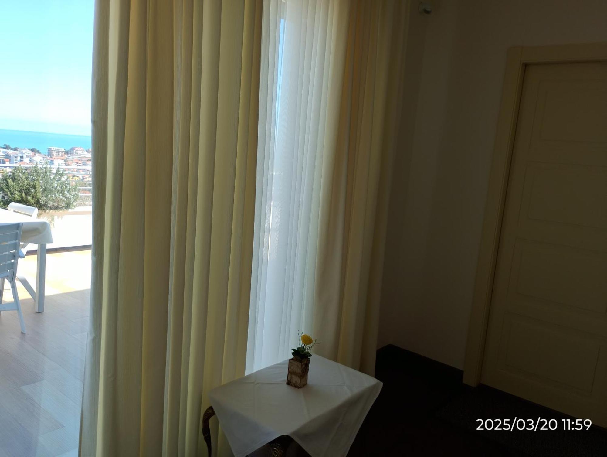 Just Blue Hotel Montesilvano Exterior photo